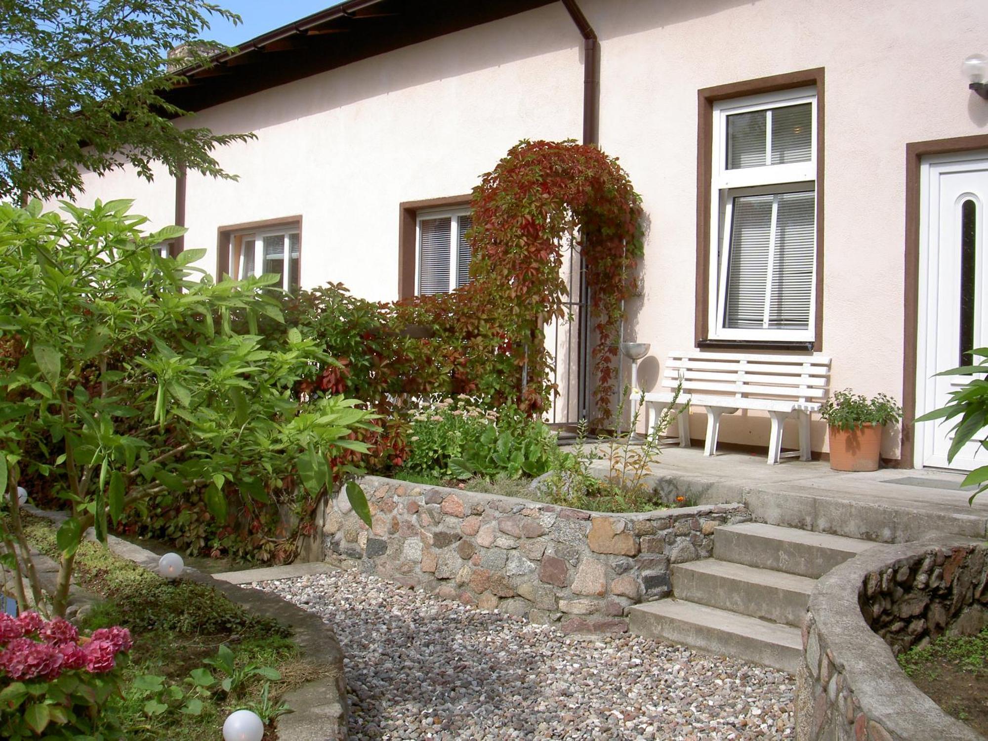 Hotel Gesellschaftshaus Bergen Auf Rugen Exterior foto